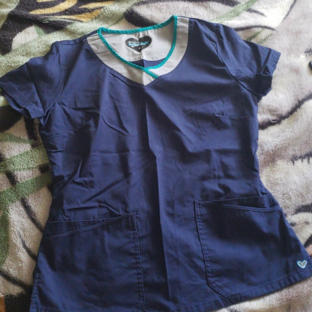Scrub Top
